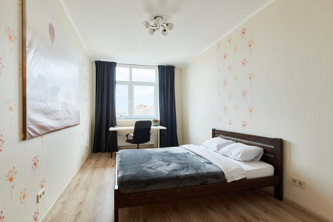 Затишна Квартира У Центрі Міста Elisium3 Kiev Buitenkant foto