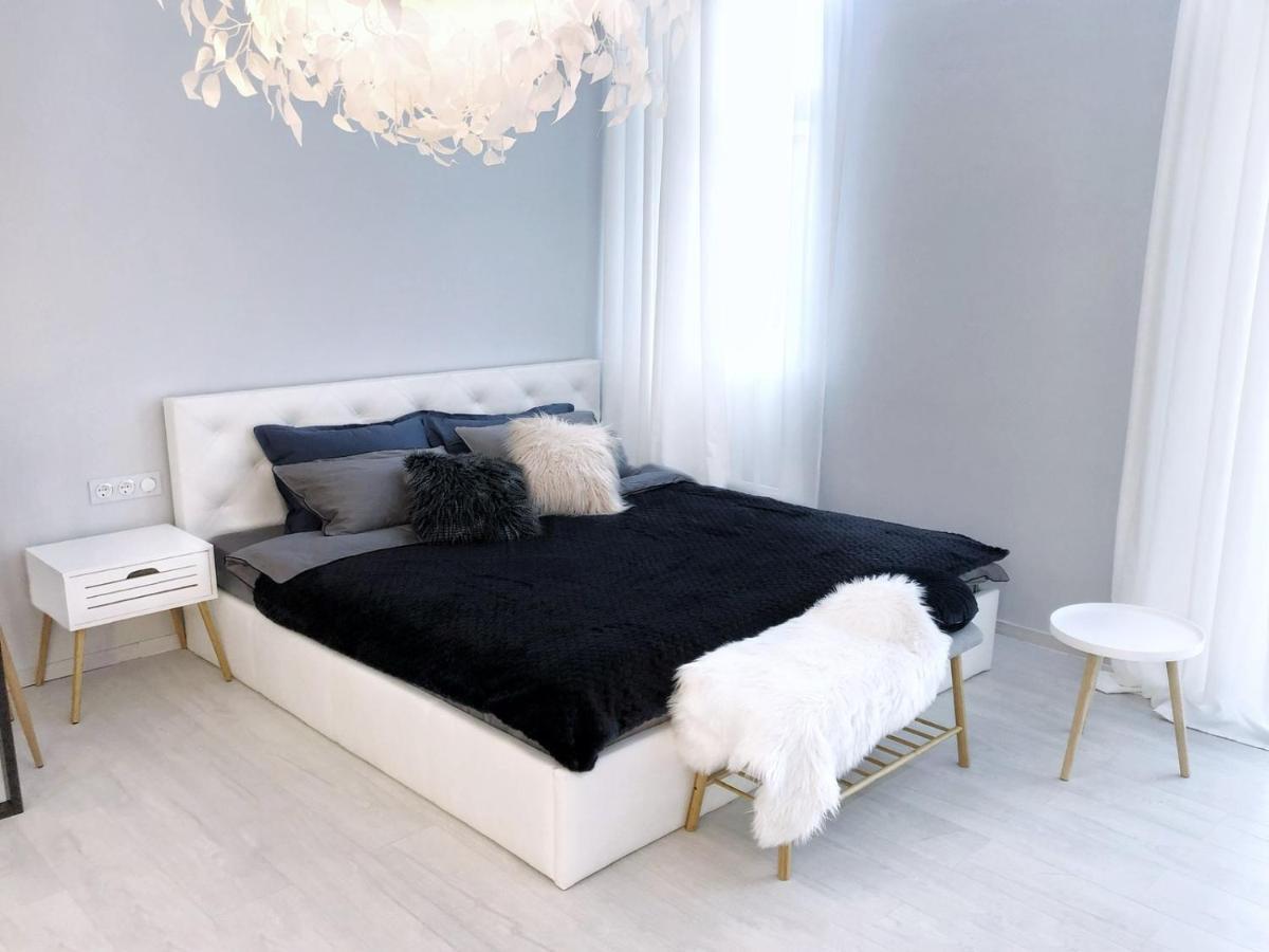 Затишна Квартира У Центрі Міста Elisium3 Kiev Buitenkant foto